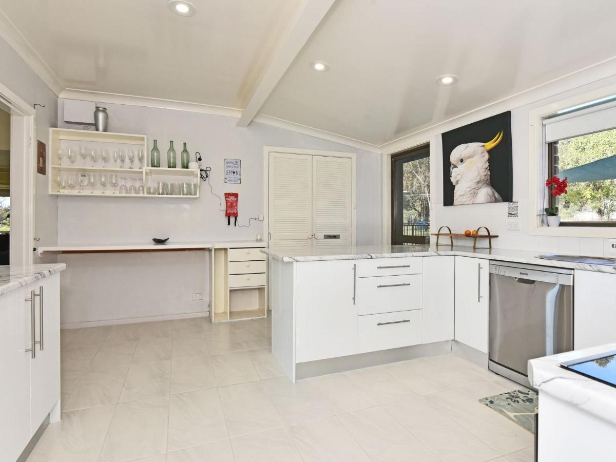 Blaxlands Homestead - Nothing Is Closer Opposite Hope Estate With Wifi And Pool Plus Fireplace Pokolbin Exterior photo